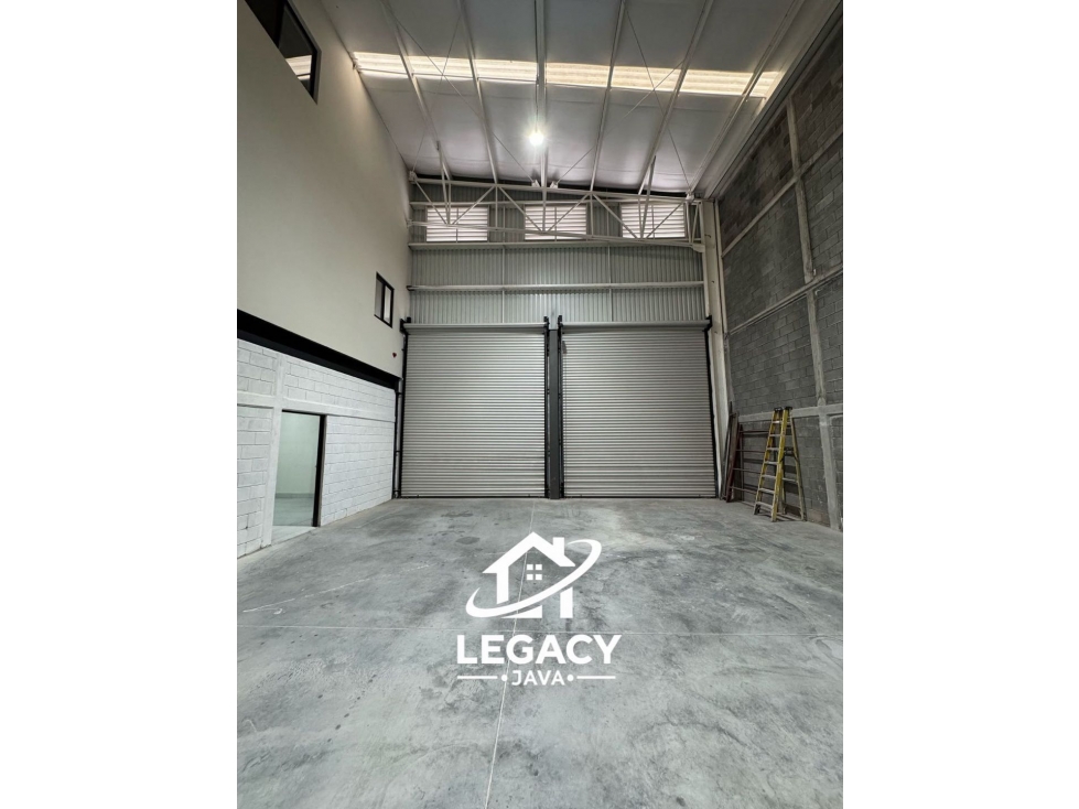 BODEGA INDUSTRIAL EN VENTA, NUEVA CON OFICINAS SANTA CATARINA, N.L. - 6