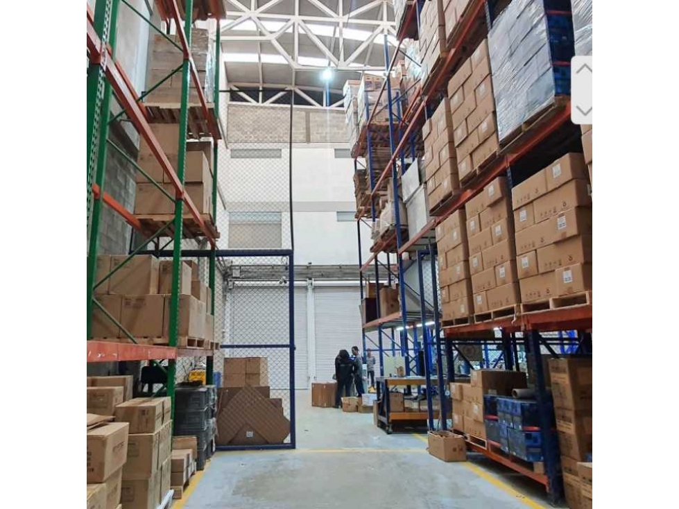 BODEGA INDUSTRIAL EN VENTA, VIA SIBERIA