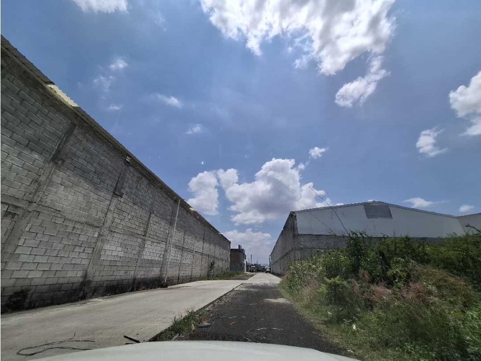 bodega industrial MANANTIALES Morelia PERIFERICO - 2