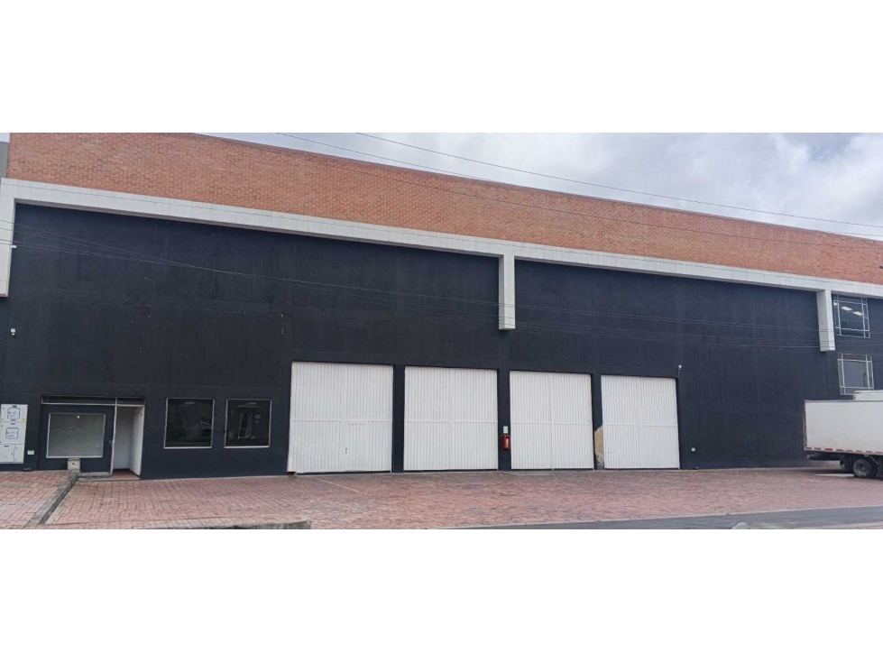 BODEGA INDUSTRIAL TOCANCIPA 1.100 M2 PARQUE INDUSTRIAL 45 KVA - 6