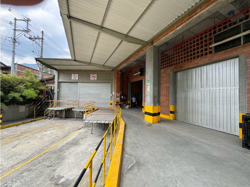Venta - Alquilo Bodega La Estrella - 3