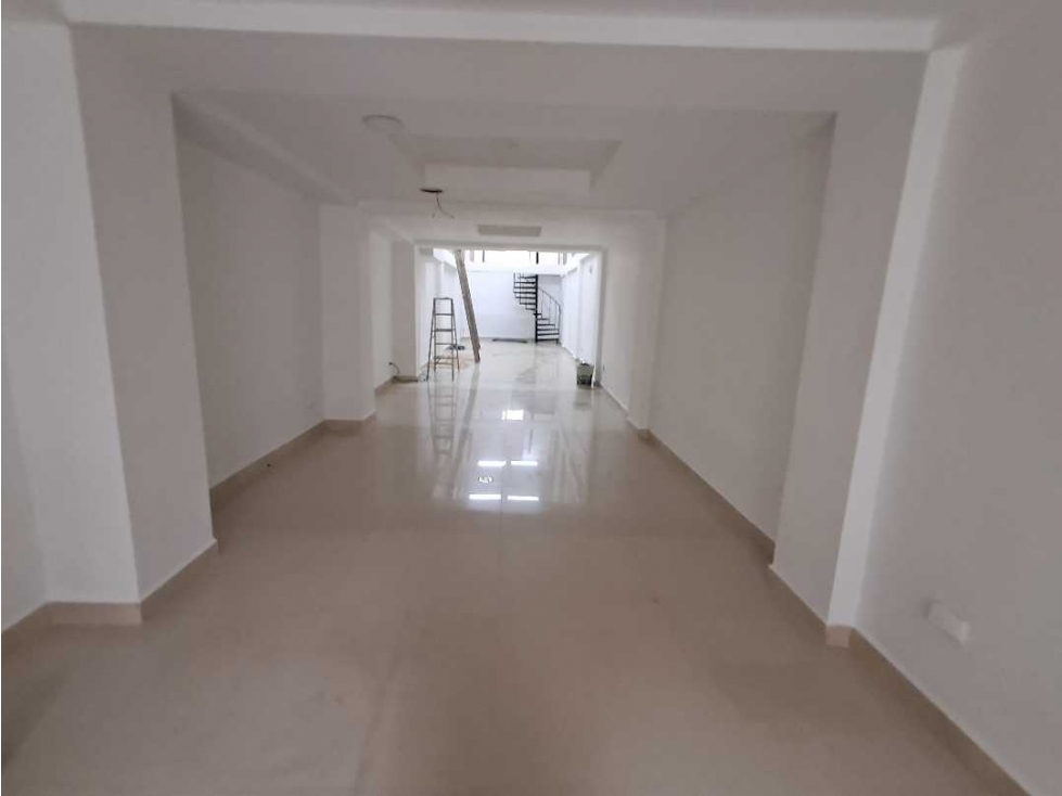 Bodega/ Local en arriendo Loma Los Parra Poblado Iva incluido — foto 5