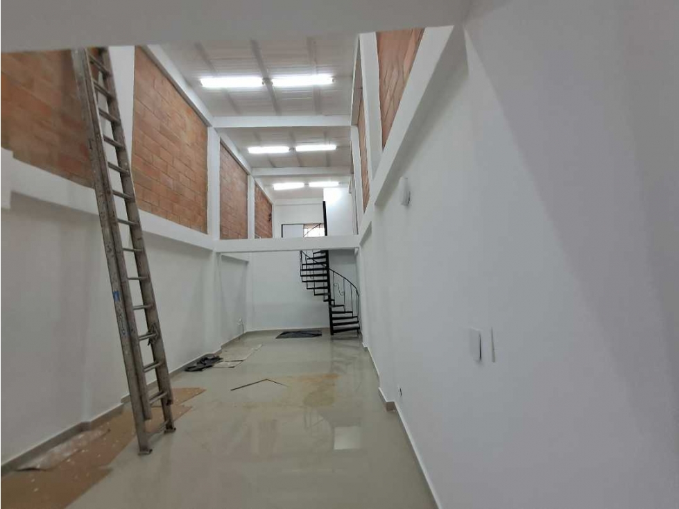 Bodega/ Local en arriendo Loma Los Parra Poblado Iva incluido — foto 6