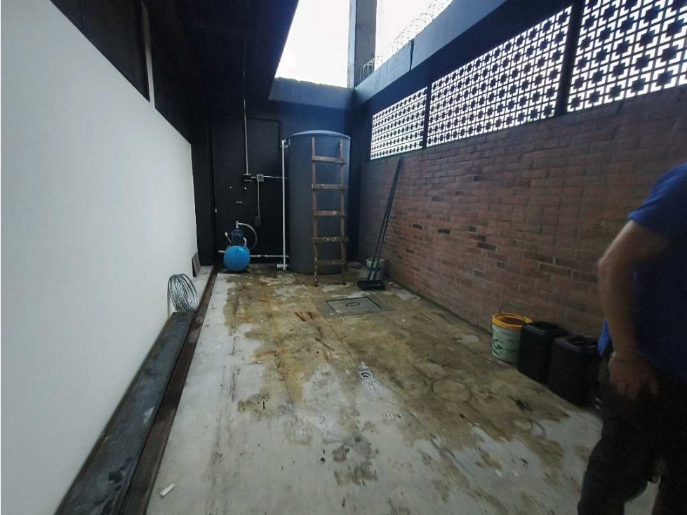 BODEGA O LOCAL EN ARRIENDO - 5