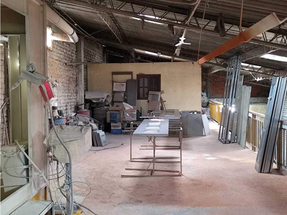 Bodega Para La Venta Sur de Armenia - 5