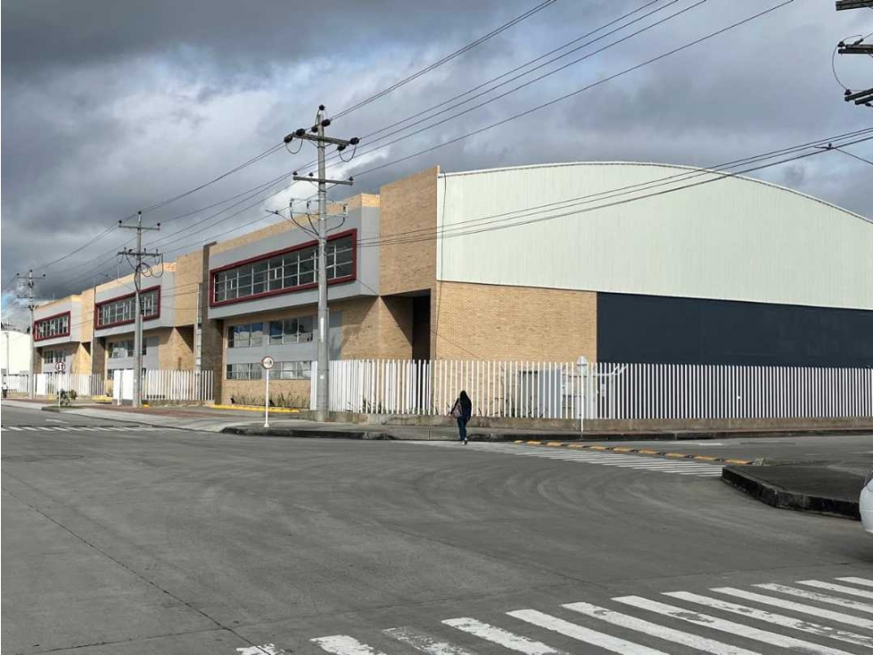 Bodega Parque industrial Tocancipa 1.187 m2, 135 KVA Noviembre 2026 - 2