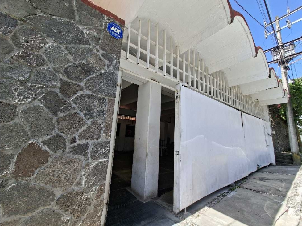 BODEGA CON OFICINAS EN RENTA EN PRIVADA EN LAS PALMAS - 1