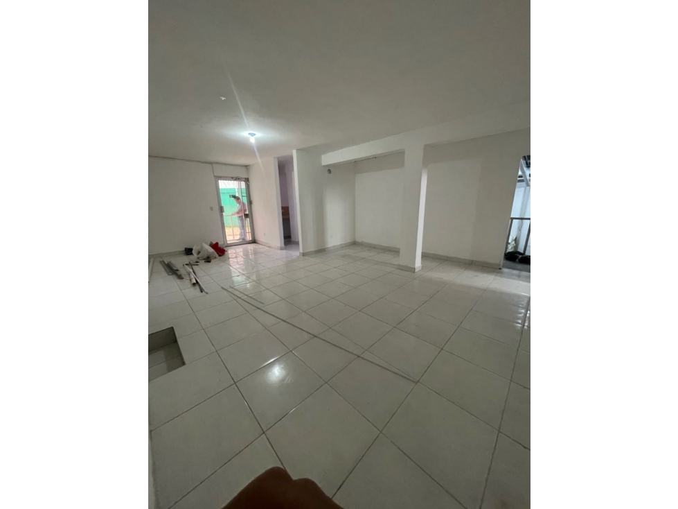 BODEGA-OFICINA DE 120 M² EN ALQUILER | PARQUE LEFEVRE (C.P) - 6