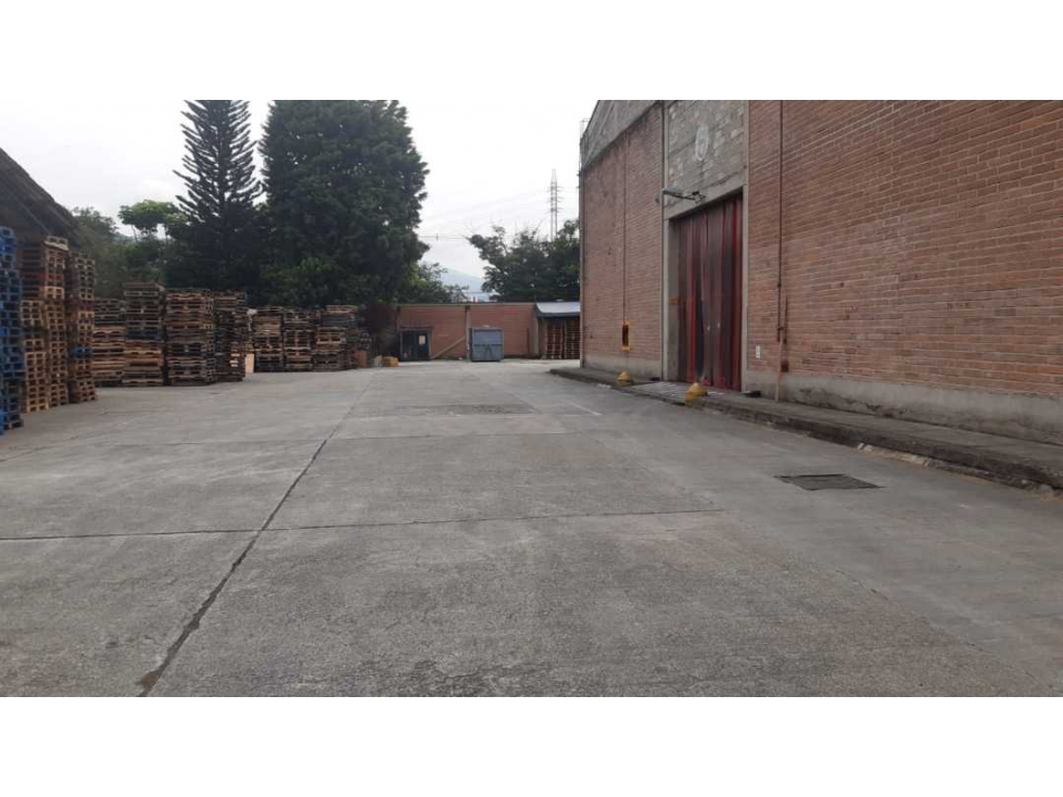 Bodegas av las Vegas con un lote de 23.000 único en Medellín — foto 3
