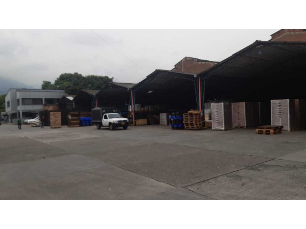 Bodegas av las Vegas con un lote de 23.000 único en Medellín — foto 5