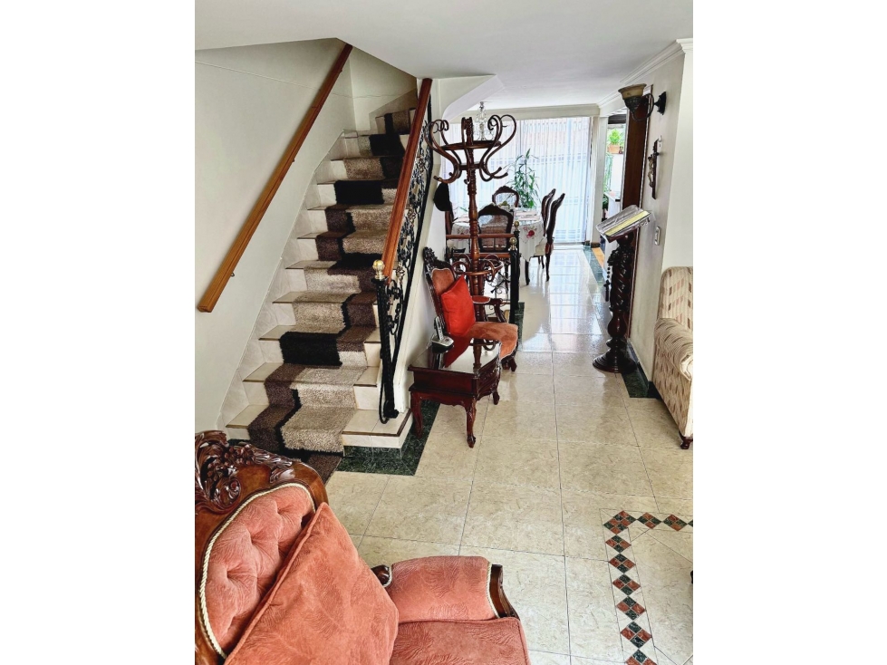 Bogotá | Vendo hermosa casa con ubicación privilegiada en Cedritos — foto 2