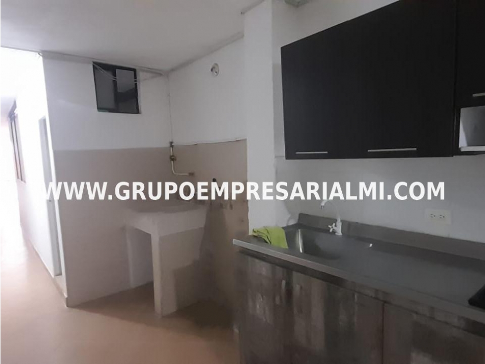 BONITA CASA EN ARRIENDO - SECTOR SAN JOAQUÍN COD: 31841 - 2