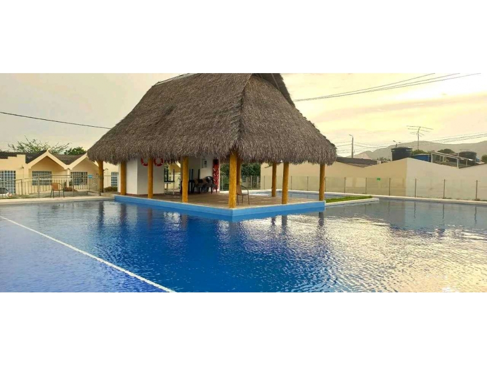 Bonita casa en Flandes Condominio cerrado, acogedora e iluminada