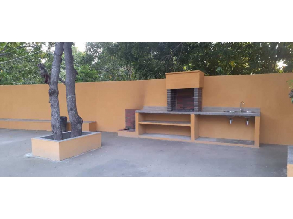 Bonita finca de 5000m2 con piscina, masinga-bonda - 5