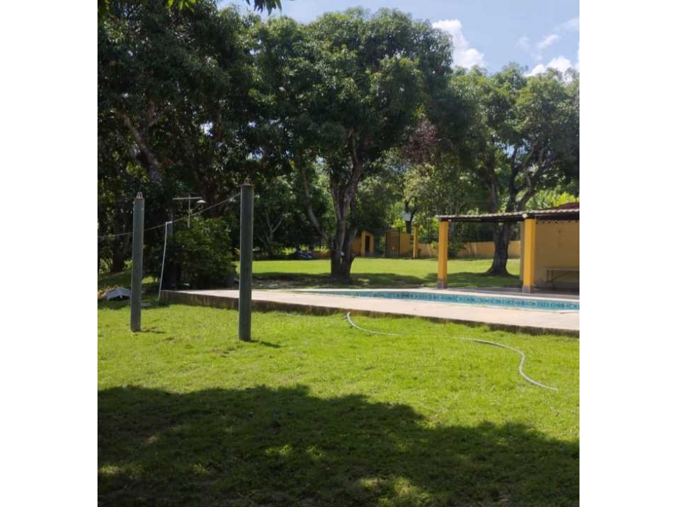 Bonita finca de 5000m2 con piscina, masinga-bonda - 6