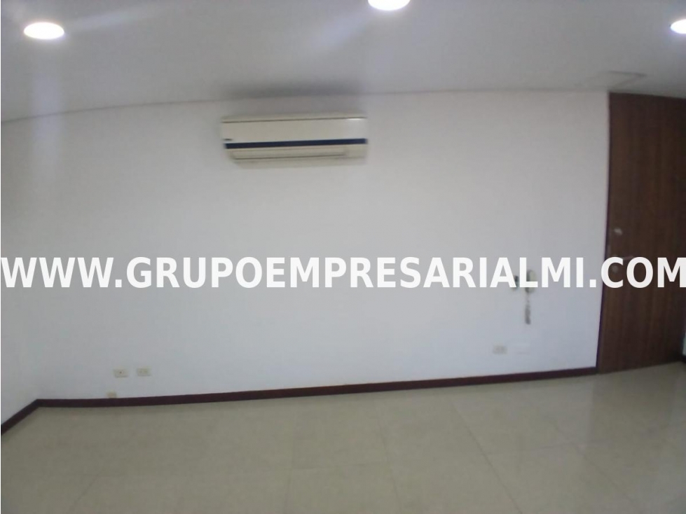 BONITA OFICINA EN ARRIENDO - SECTOR VILLA CARLOTA COD: 30693 — foto 2