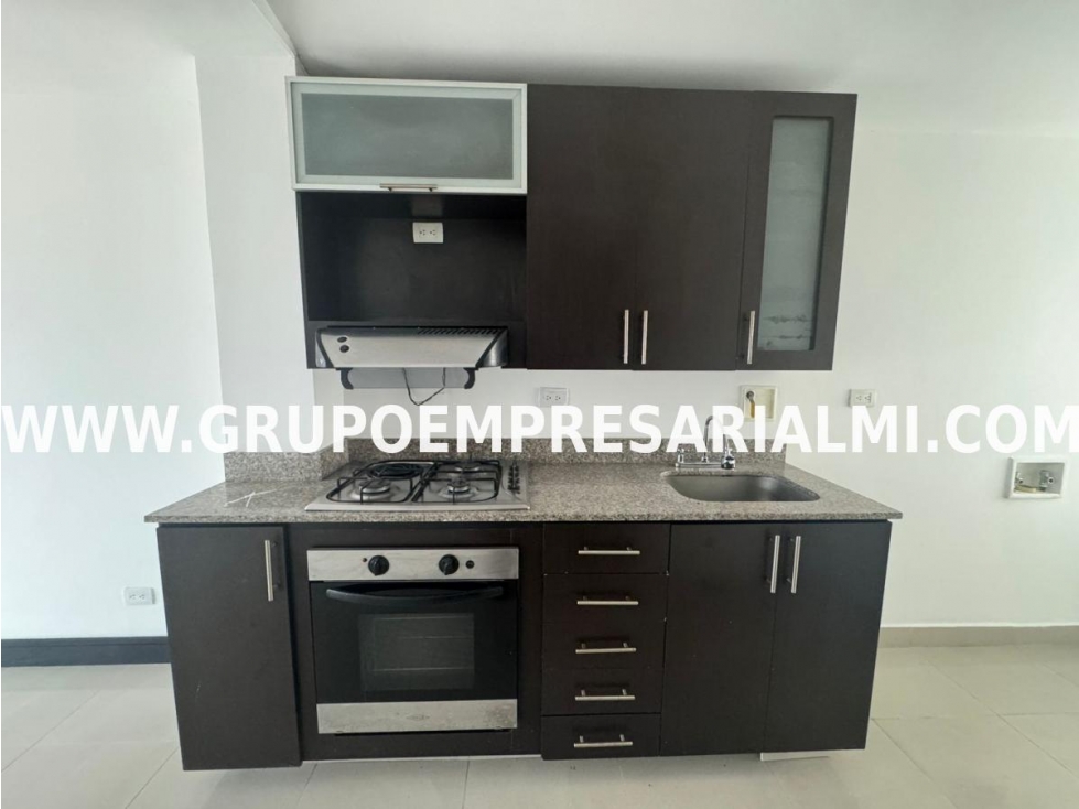 BONITO APARTAESTUDIO EN ARRIENDO - SECTOR SIMÓN BOLÍVAR COD: 31433 — foto 3