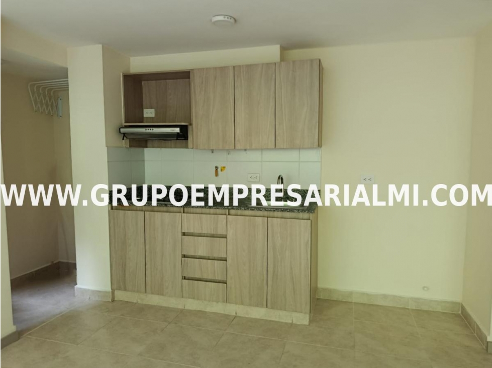 BONITO APARTAMENTO EN ARRENDAMIENTO - SECTOR LOMA DEL BARRO COD: 20248