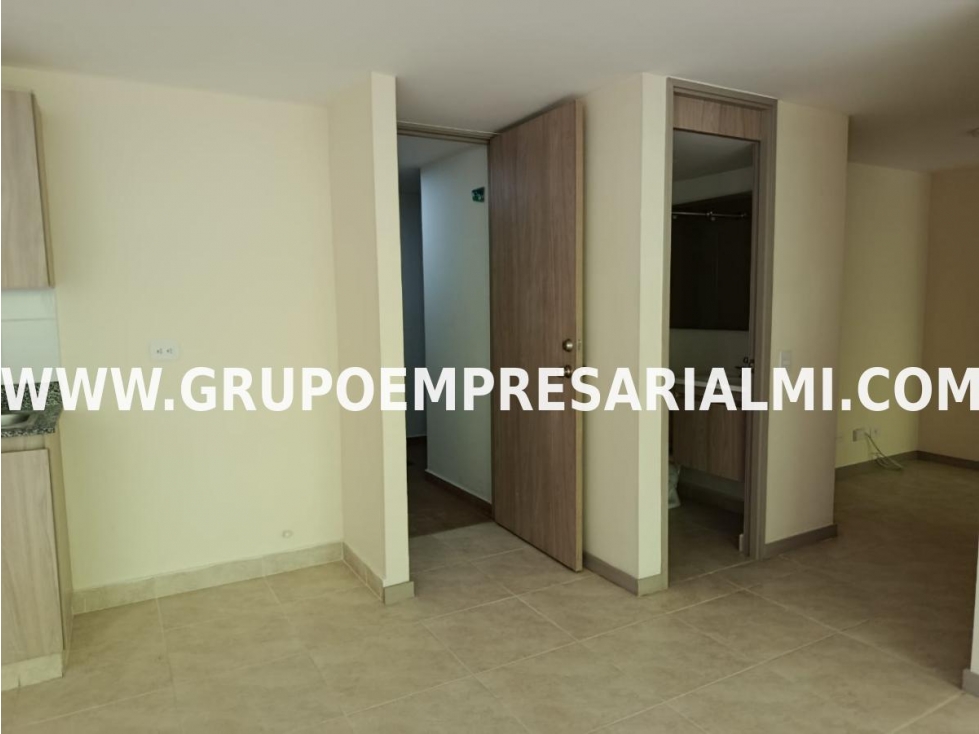BONITO APARTAMENTO EN ARRENDAMIENTO - SECTOR LOMA DEL BARRO COD: 20248 — foto 4