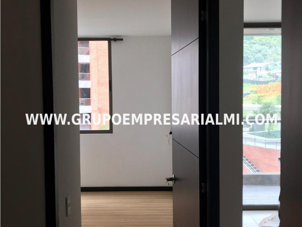 BONITO APARTAMENTO EN ARRIENDO - SECTOR ALTOS DE POBLADO COD: 30864 — foto 5
