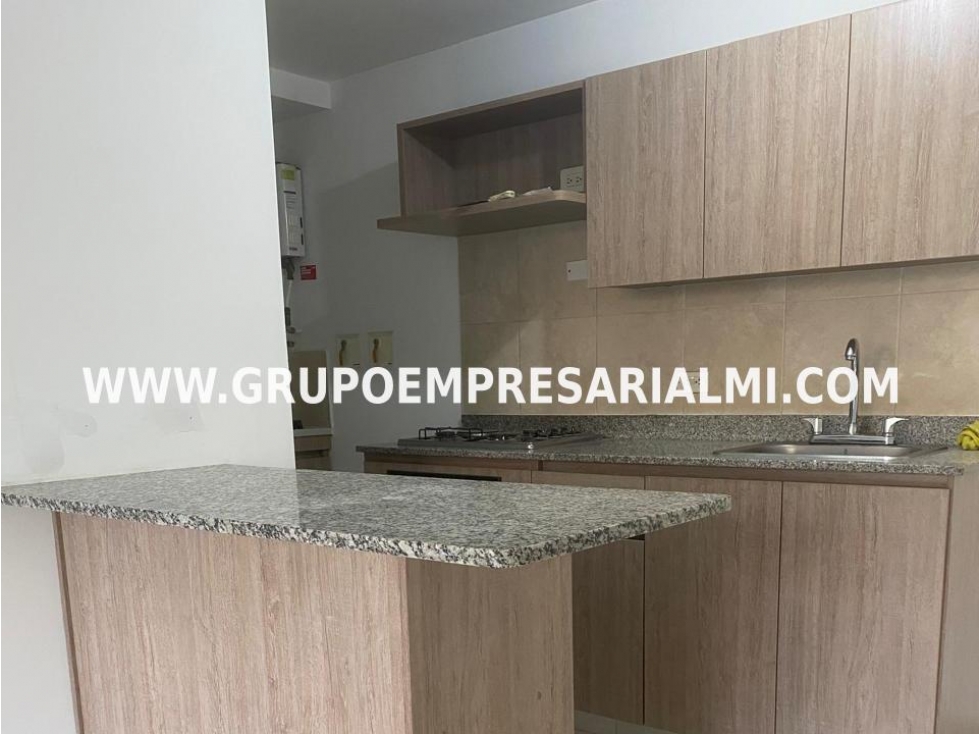 BONITO APARTAMENTO EN ARRIENDO - SECTOR CIUDAD DEL RÍO COD: 31130 — foto 2