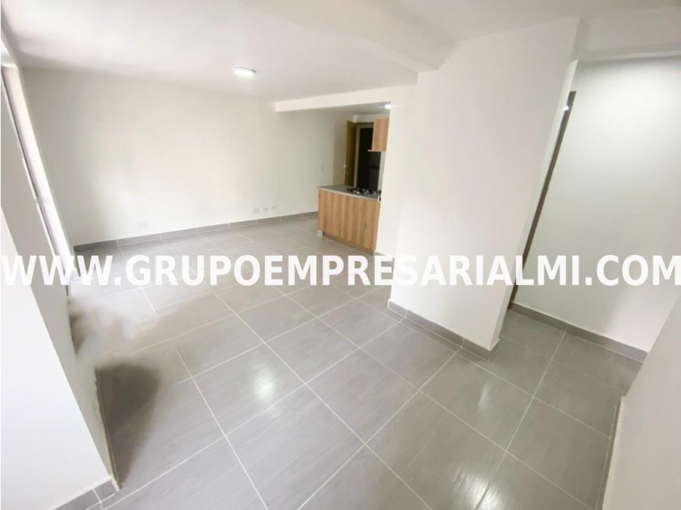 BONITO APARTAMENTO EN ARRIENDO - SECTOR MARÍA AUXILIADORA COD: 31422 — foto 2