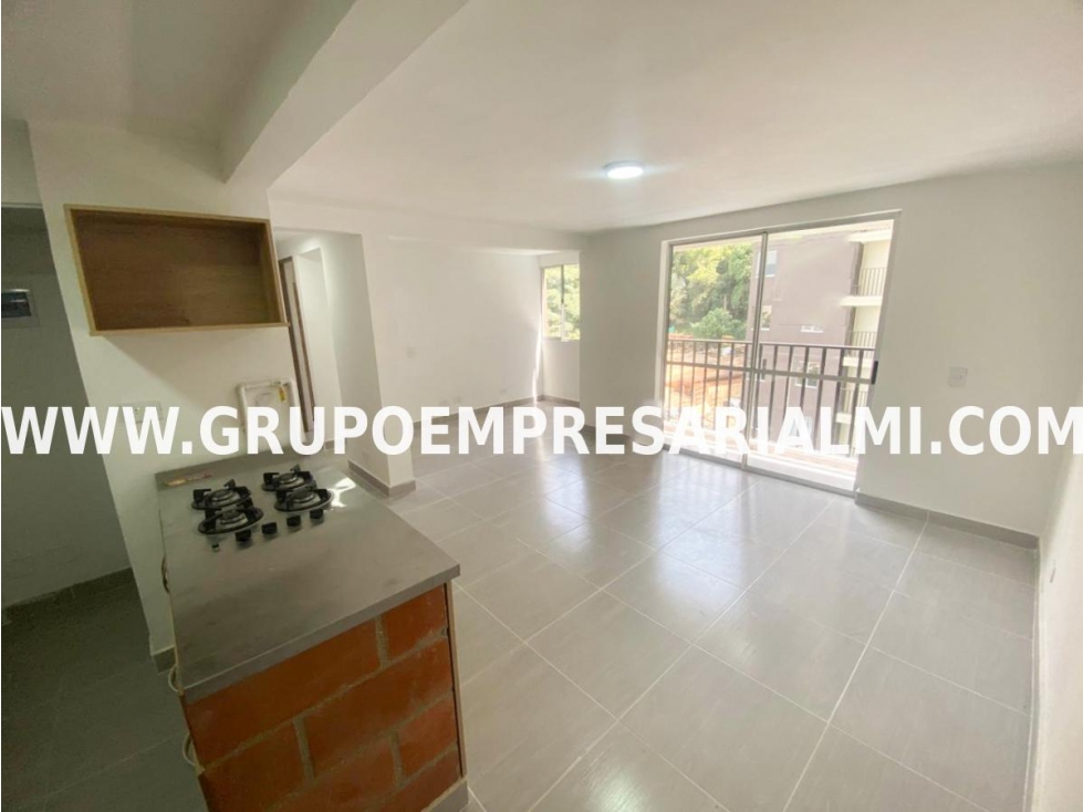 BONITO APARTAMENTO EN ARRIENDO - SECTOR MARÍA AUXILIADORA COD: 31422 — foto 5