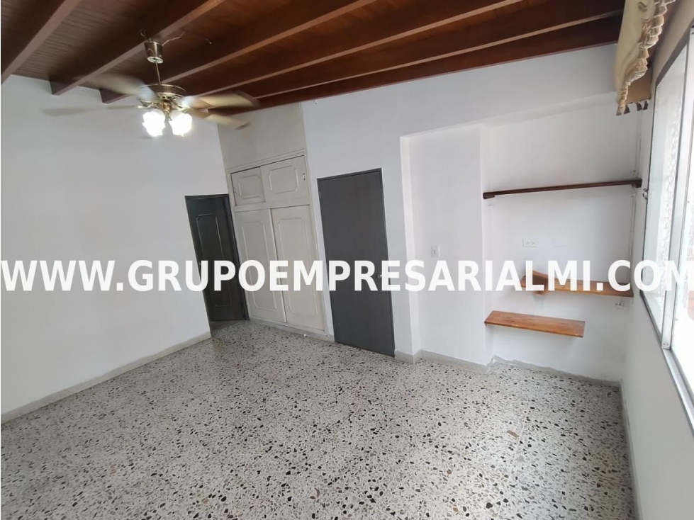 BONITO APARTAMENTO EN ARRIENDO - SECTOR SANTA TERESITA COD: 31735 — foto 5