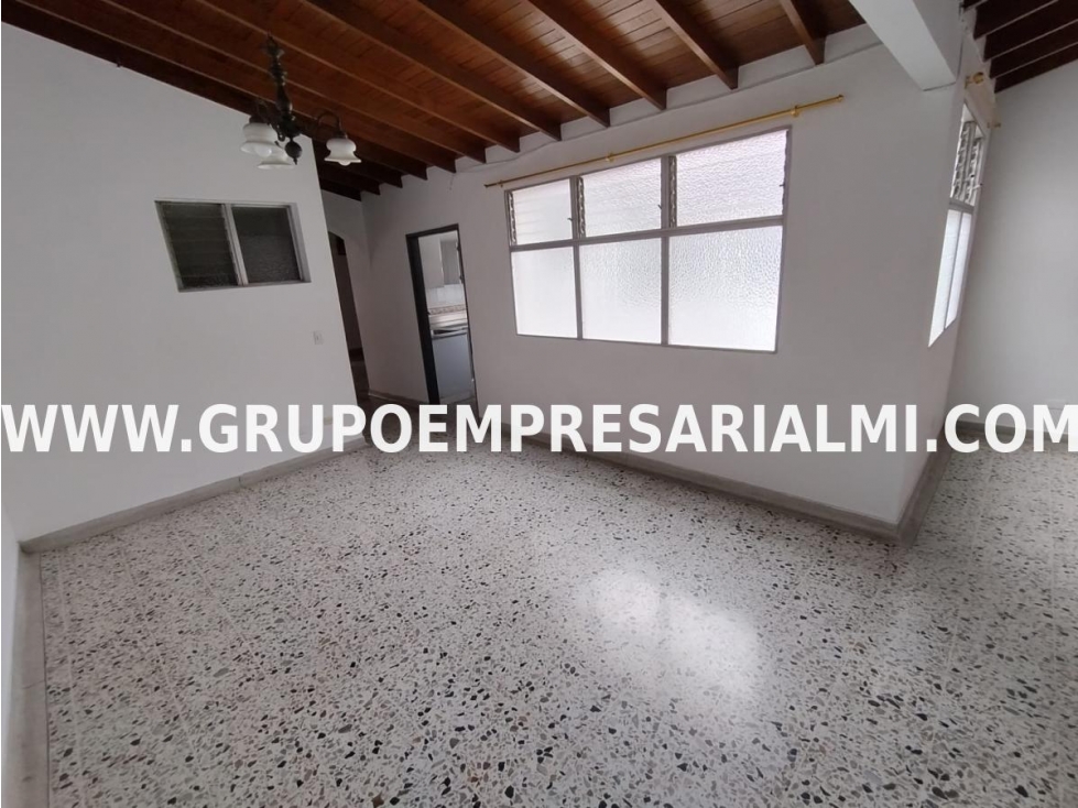 BONITO APARTAMENTO EN ARRIENDO - SECTOR SANTA TERESITA COD: 31735 — foto 4