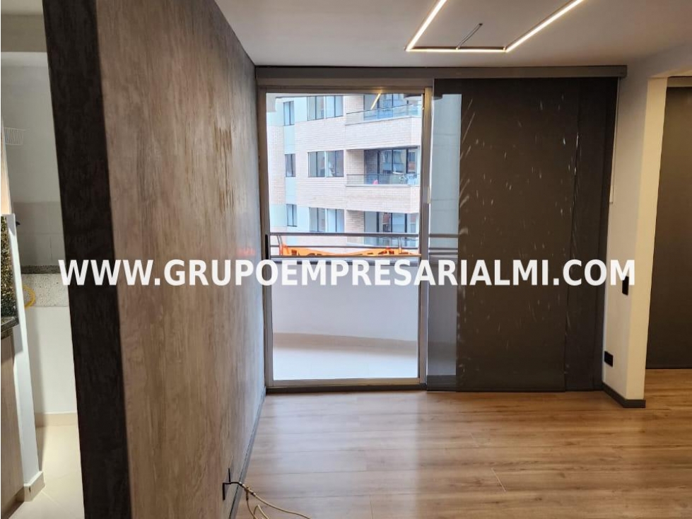 BONITO APARTAMENTO EN ARRIENDO - SECTOR LOMA DEL INDIO COD: 31846 — foto 3