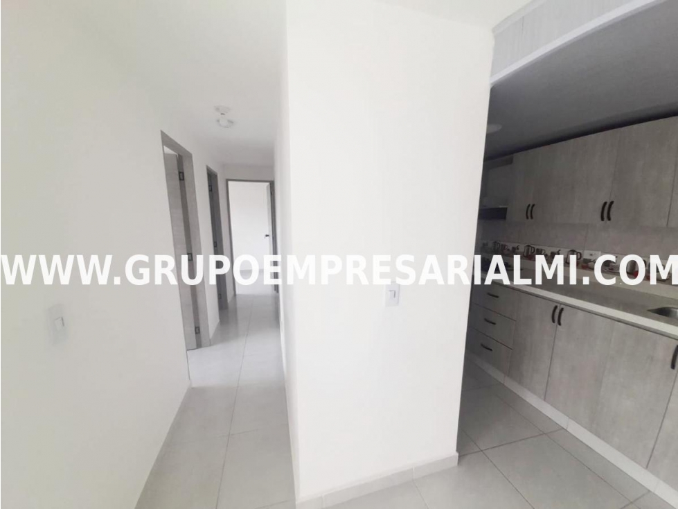 BONITO APARTAMENTO EN ARRIENDO - SECTOR MARÍA AUXILIADORA COD: 31912 — foto 6