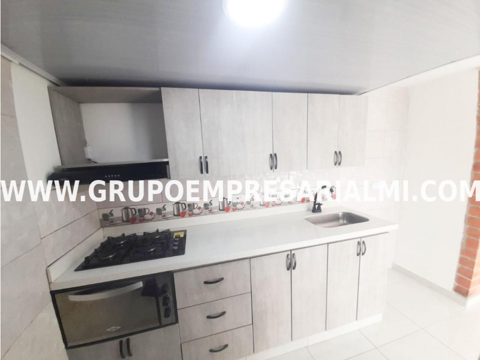 BONITO APARTAMENTO EN ARRIENDO - SECTOR MARÍA AUXILIADORA COD: 31912 — foto 4