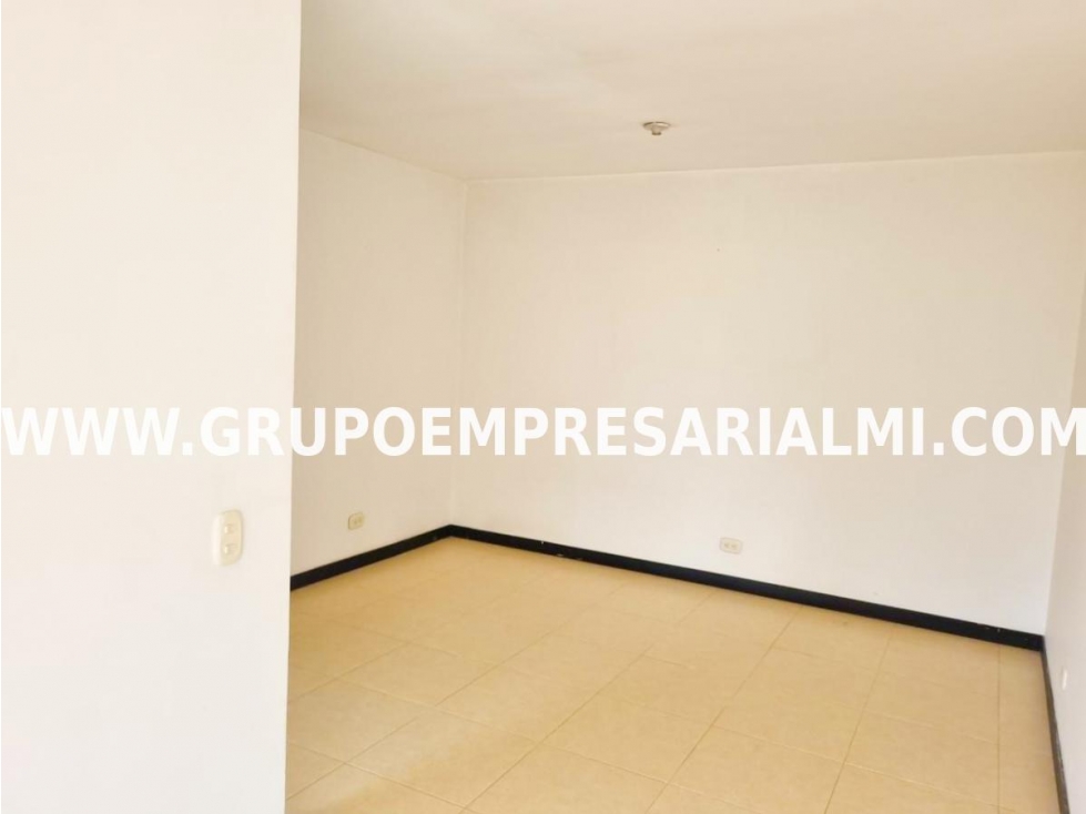 BONITO APARTAMENTO EN ARRIENDO - SECTOR LOMA DEL INDIO COD: 31370 — foto 5