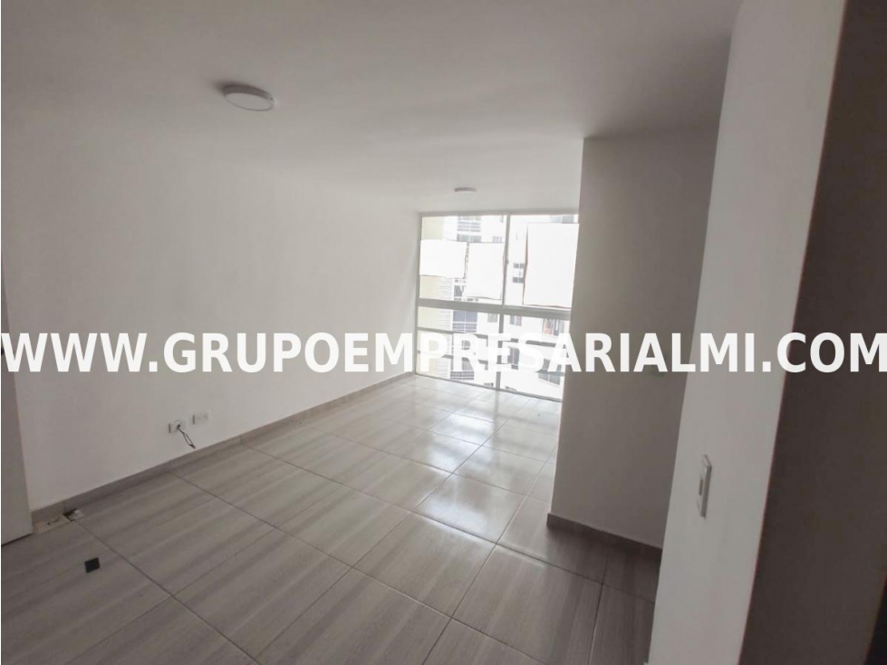 BONITO APARTAMENTO EN ARRIENDO - SECTOR MARÍA AUXILIADORA COD: 32057 — foto 4