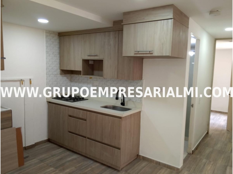 BONITO APARTAMENTO EN ARRIENDO - SECTOR PAJARITO COD: 32061 — foto 2