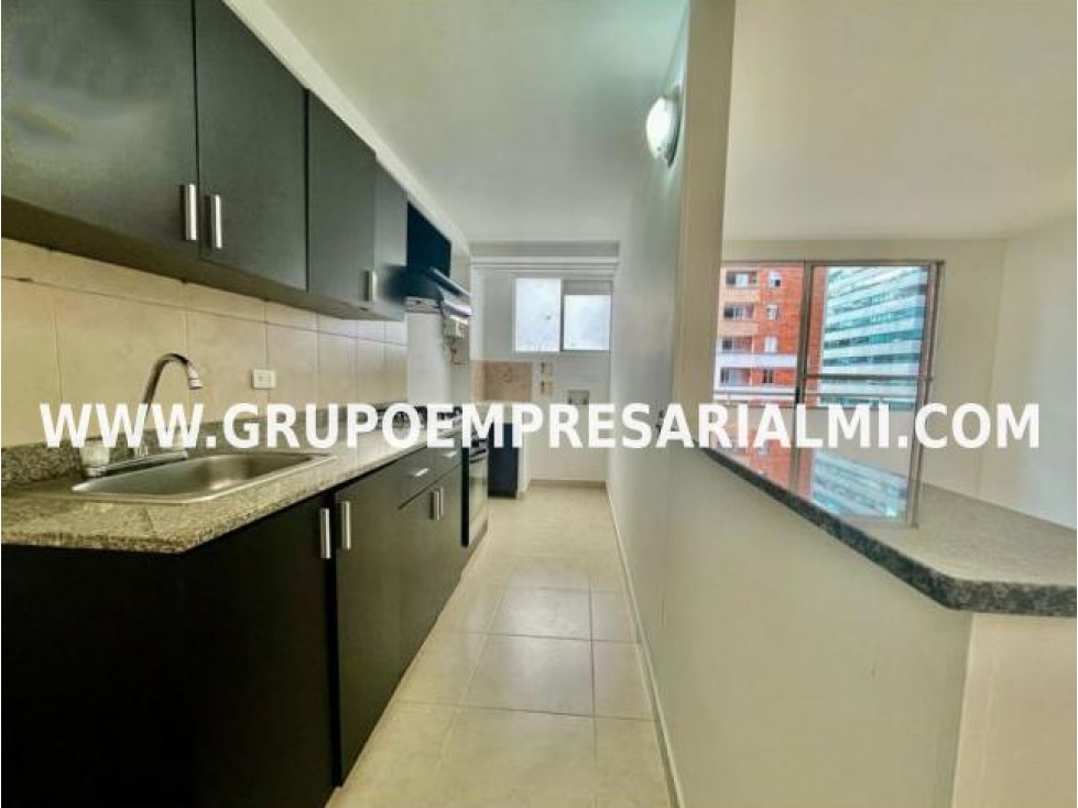 BONITO APARTAMENTO EN ARRIENDO - SECTOR CIUDAD DEL RÍO COD: 32128 — foto 3