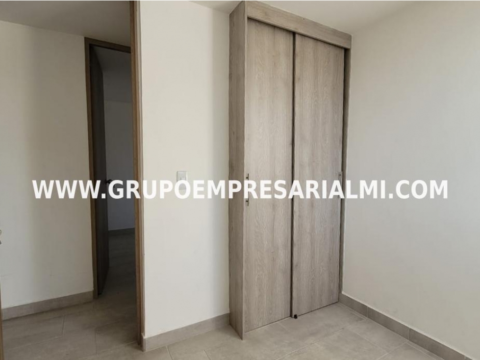 BONITO APARTAMENTO EN ARRIENDO - SECTOR MARÍA AUXILIADORA COD: 32170 — foto 5