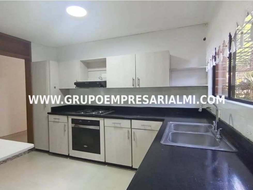 HERMOSO APARTAMENTO EN ARRIENDO - SECTOR PATIO BONITO COD: 32553 — foto 3