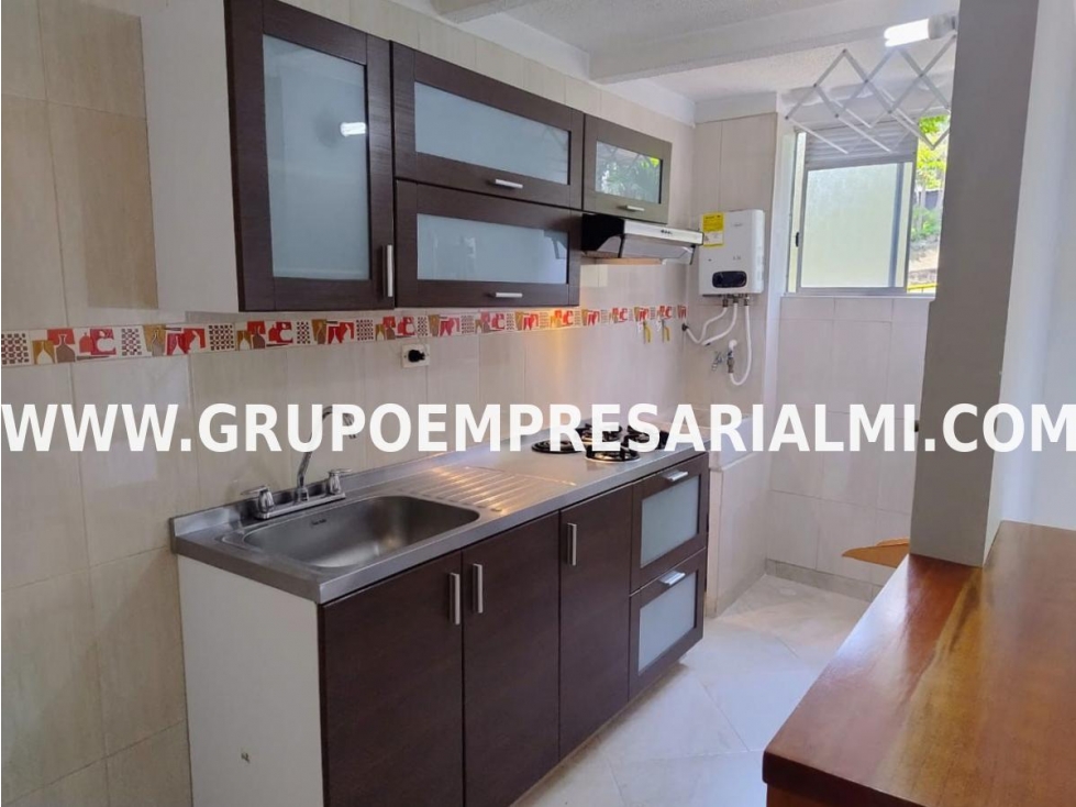 BONITO APARTAMENTO EN ARRIENDO - SECTOR LA AURORA COD: 32945 — foto 3