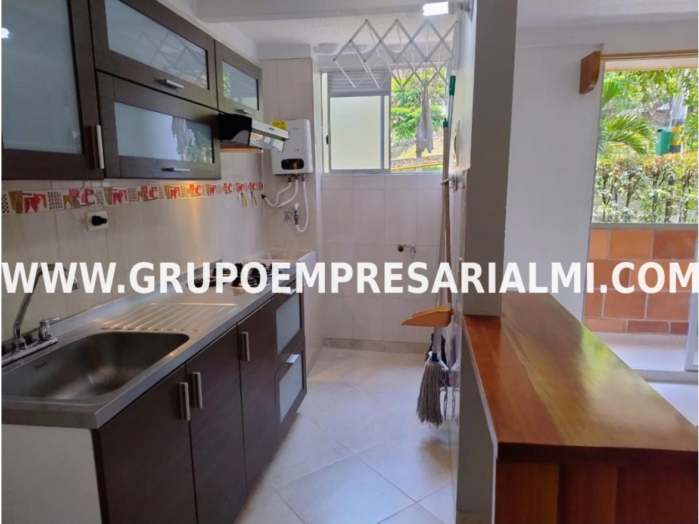 BONITO APARTAMENTO EN ARRIENDO - SECTOR LA AURORA COD: 32945 — foto 4