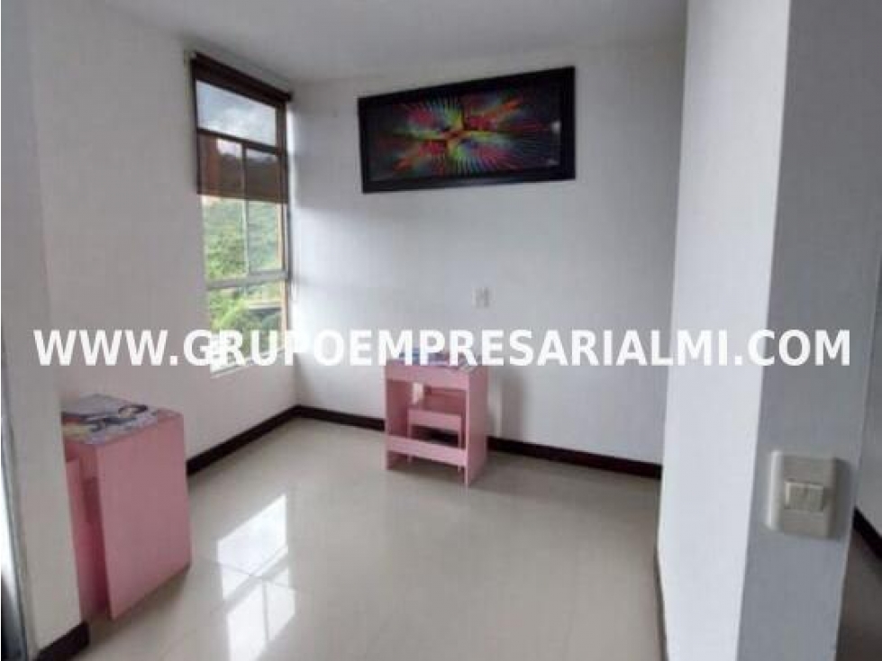 BONITO APARTAMENTO EN VENTA - SECTOR CALASANZ COD: 30419 — foto 6