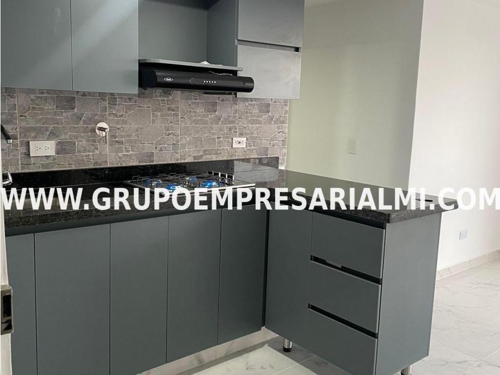 BONITO APARTAMENTO EN VENTA - SECTOR MARÍA AUXILIADORA COD: 30589