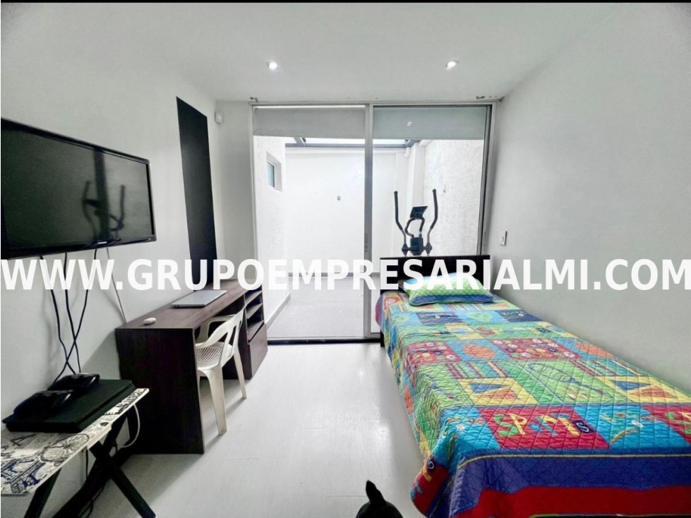 BONITO APARTAMENTO EN VENTA - SECTOR LAURELES COD: 31091 — foto 5