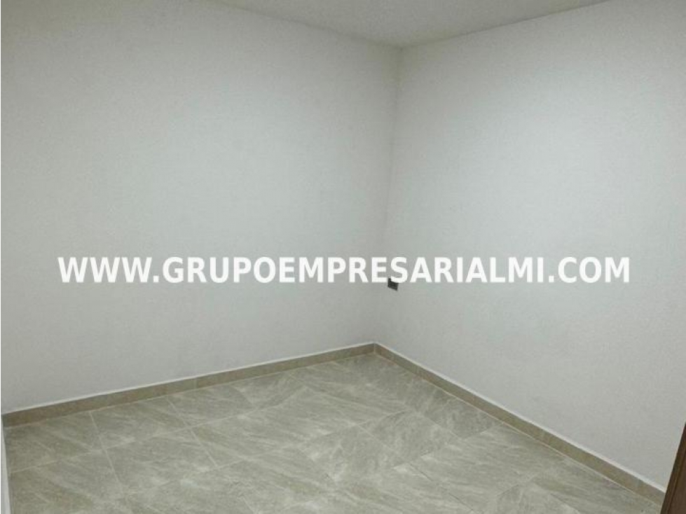 BONITO APARTAMENTO EN VENTA - SECTOR EL DIAMANTE, ROBLEDO COD: 31801
