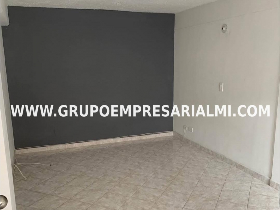 BONITO APARTAMENTO EN VENTA - SECTOR LOS ALPES COD: 33268 — foto 3