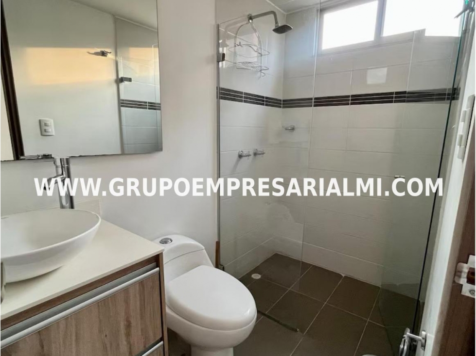 BONITO APARTAMENTO EN VENTA - SECTOR CONQUISTADORES COD: 33512 — foto 6