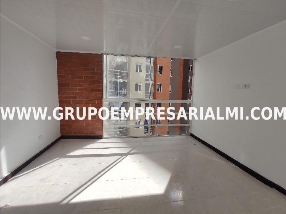 BONITO APARTAMENTO EN VENTA - SECTOR MARÍA AUXILIADORA COD: 33827 — foto 3