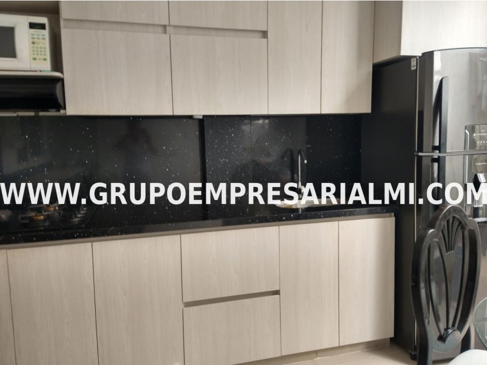 BONITO APARTAMENTO EN VENTA - SECTOR CORDOBA / MEDELLIN COD: 33952 — foto 4