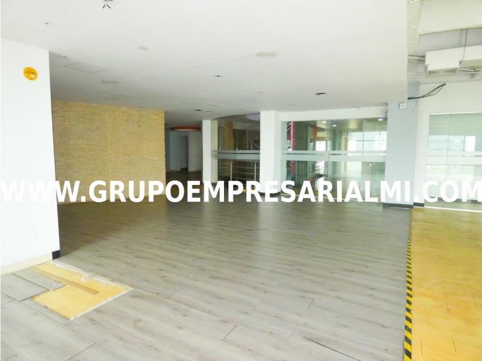 BONITO LOCAL EN ARRIENDO - SECTOR MILA DE ORO COD: 31215 — foto 3