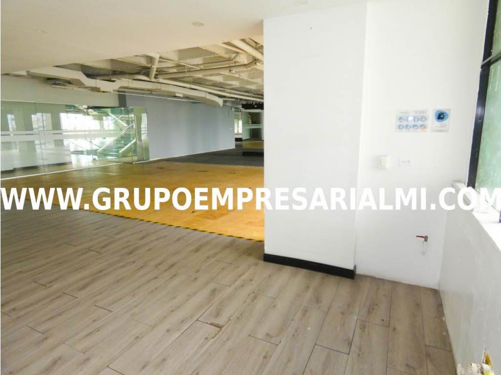BONITO LOCAL EN ARRIENDO - SECTOR MILA DE ORO COD: 31215 — foto 4